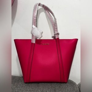 Large electric pink tote